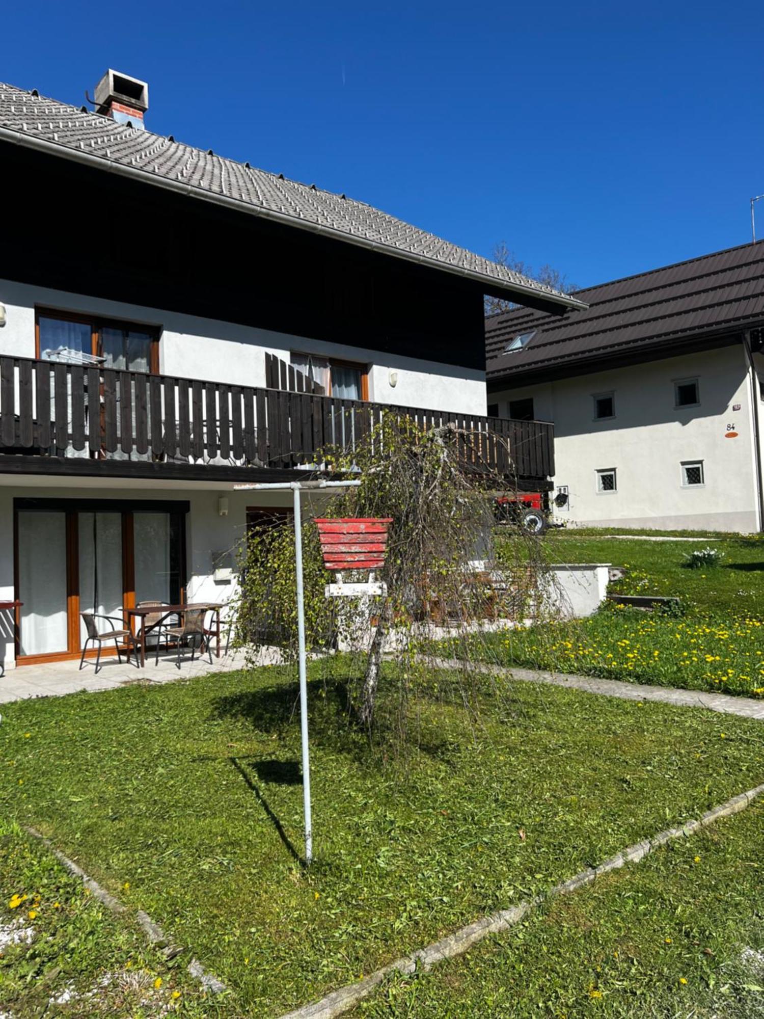 Apartma Jure Zgornje Gorje Екстериор снимка